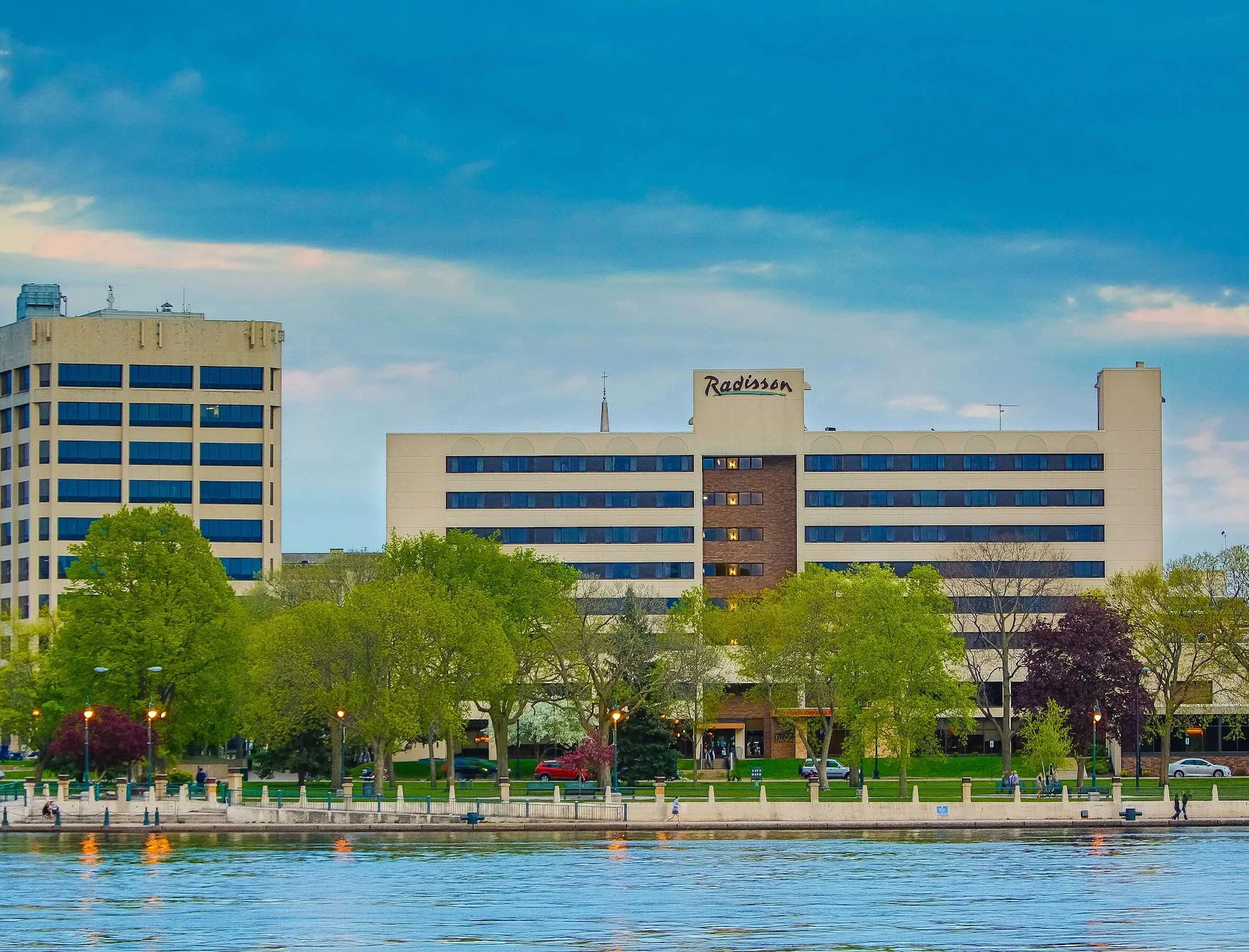 hotelfromriver1